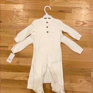 Carter’s 5 piece set! New with tags